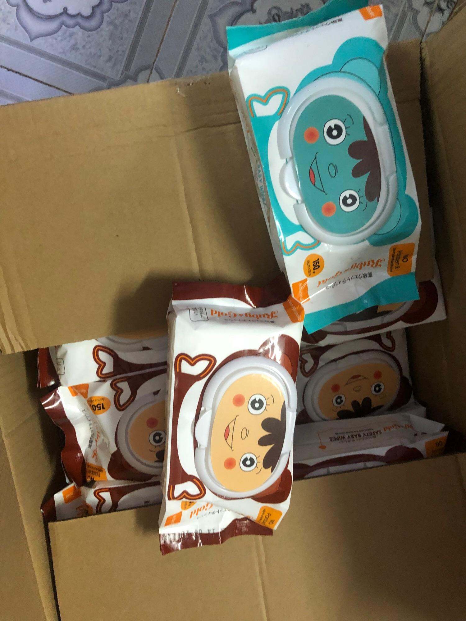 Khăn giấy ướt Ruby & Gold 125gram