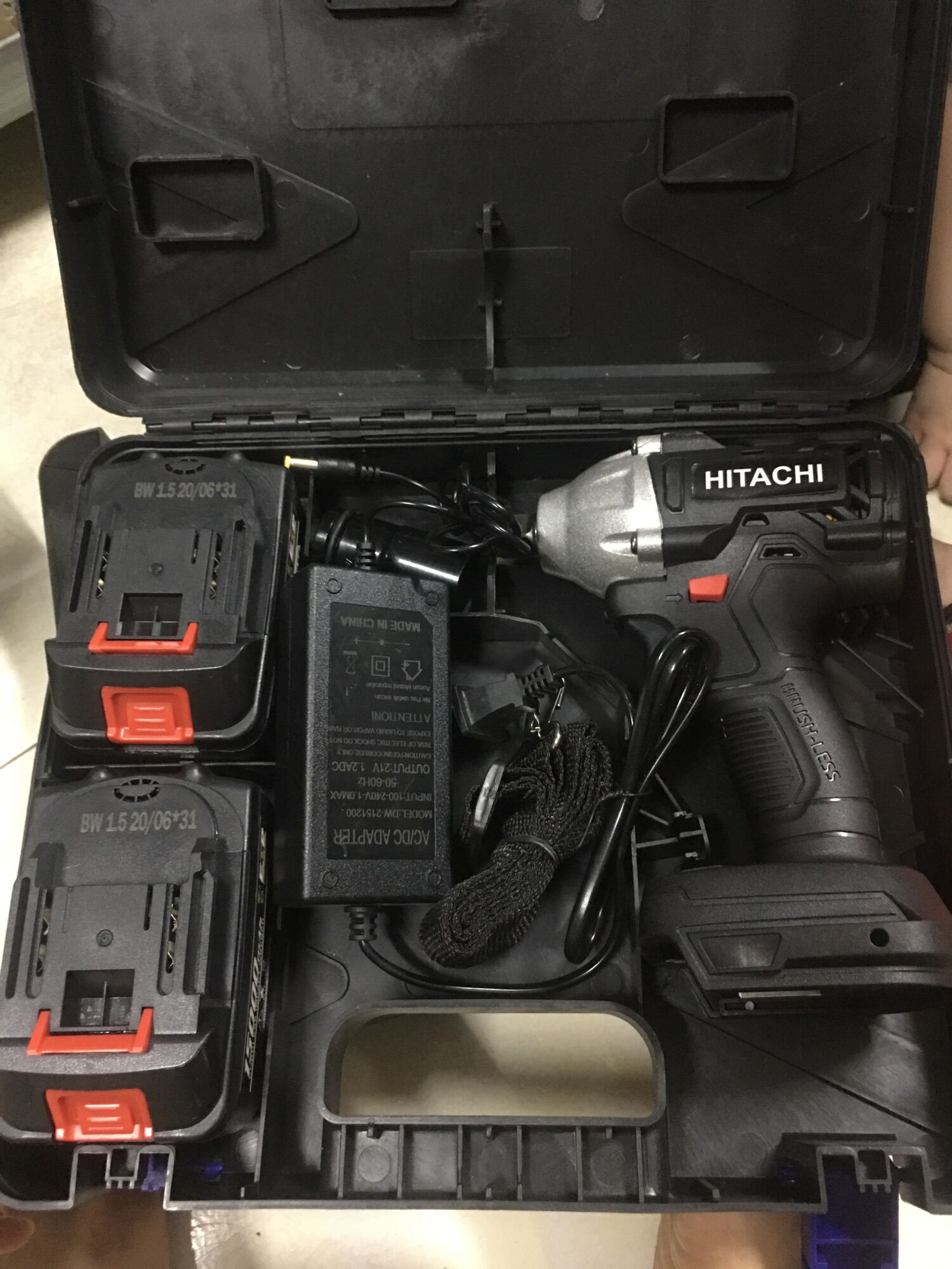 Máy khoan Pin Hitachi