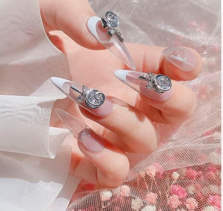 Charm kẹo mút đá cao cấp