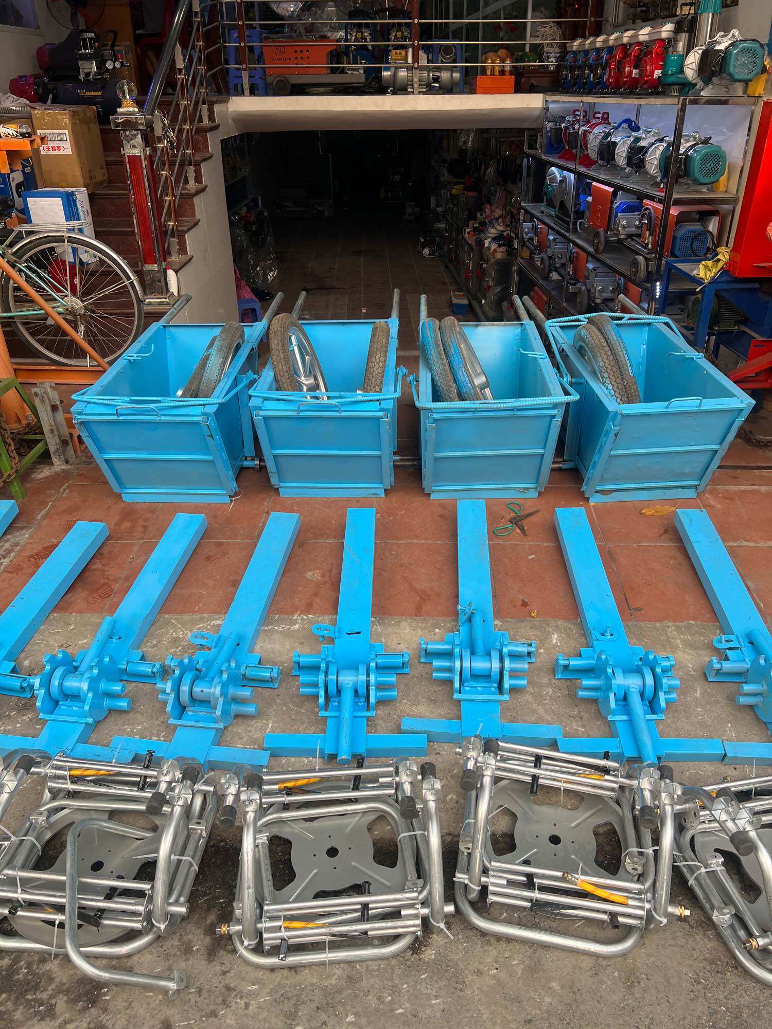 Bàn bẻ mỏ sắt cây F25