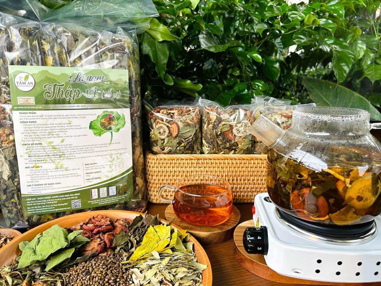 Lá Nam 10 vị (Lá nam thập vị - 10 vị lá sen, cam non, vỏ bưởi, hoa nhài, thảo quyết minh, sơn tra, chè dung….)