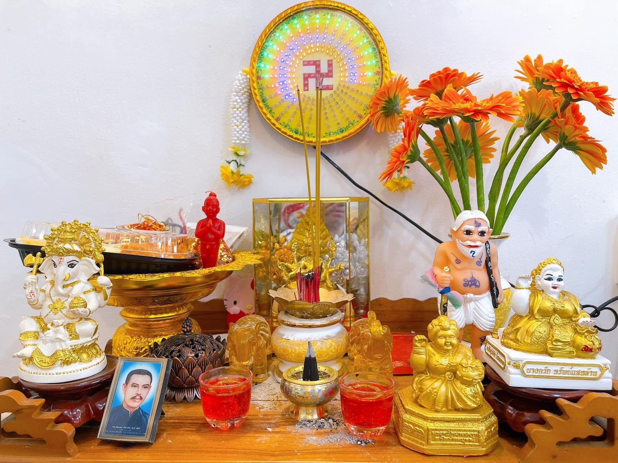Tượng mẹ Ngoắc may mắn Thái Lan