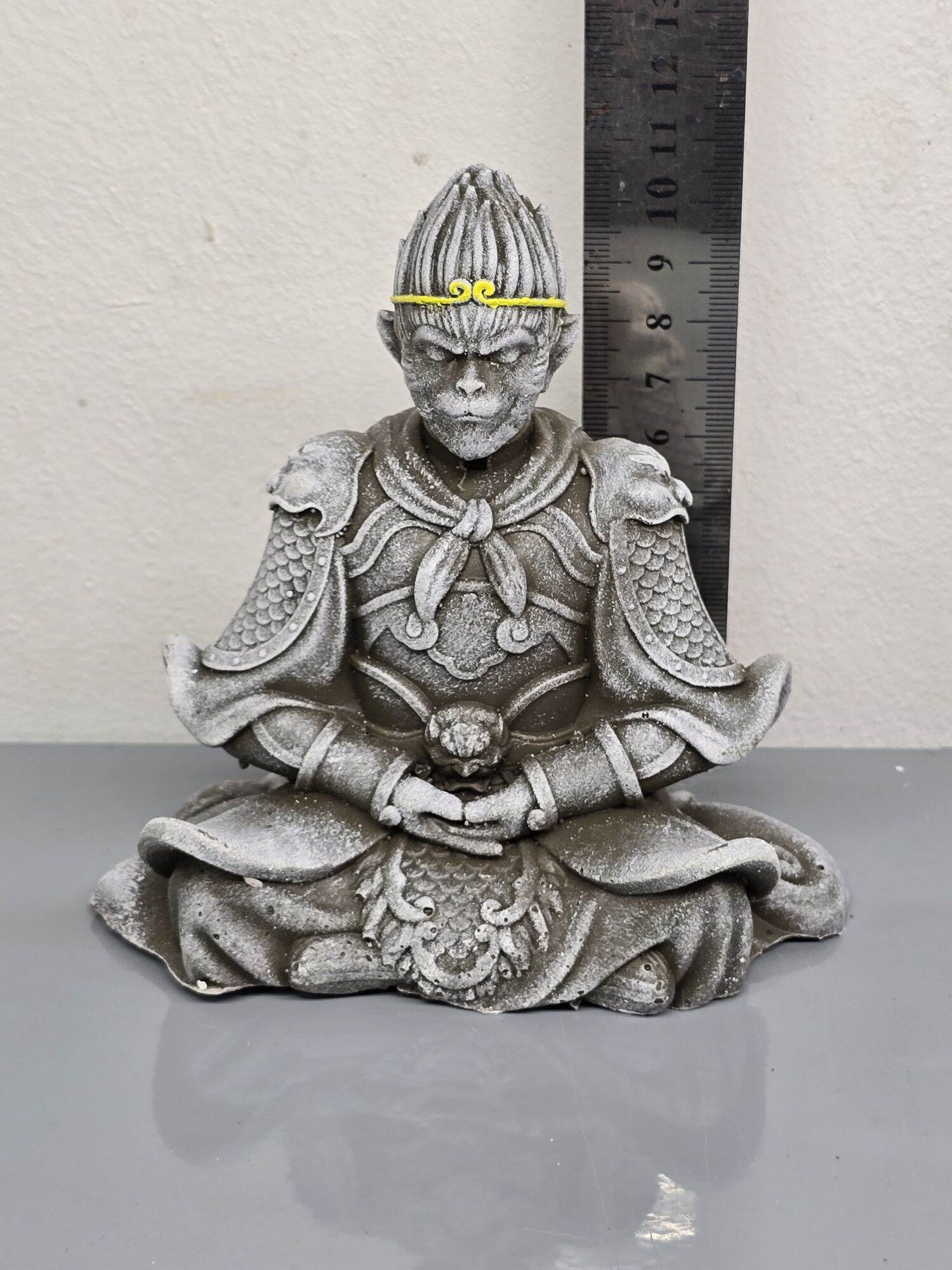Tượng Ngộ Không ngồi Thiền
