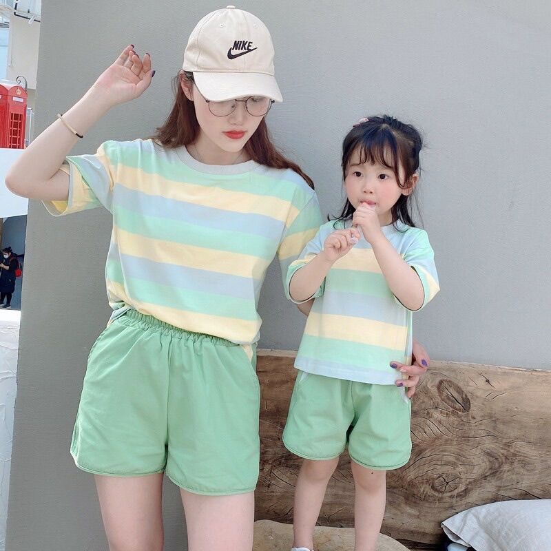 Set bộ đồ mẹ và bé đáng yêu, set áo phông mix quần short mùa hè gia đình