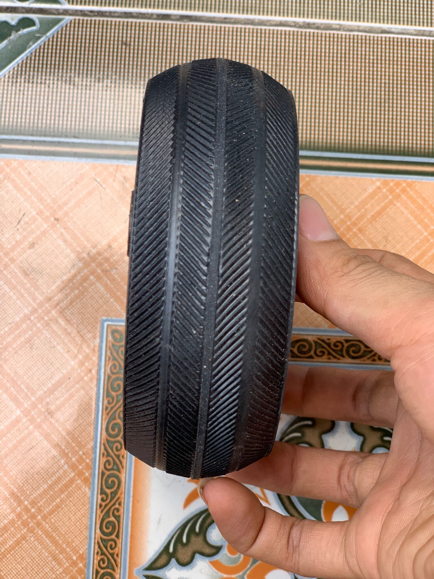 Bánh xe cao su 100 phi 125 và phi 150