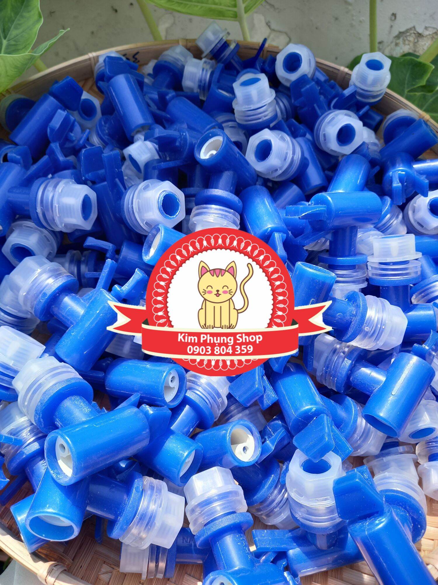 Vòi bình nước lớn 20 lít. 1cái
