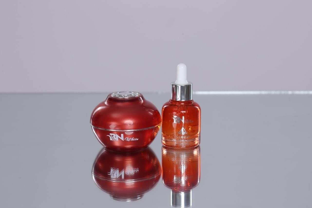 Bn White New Model Combo Includes: Face Cream 20g + Serum 50ml + Free Sunscreen