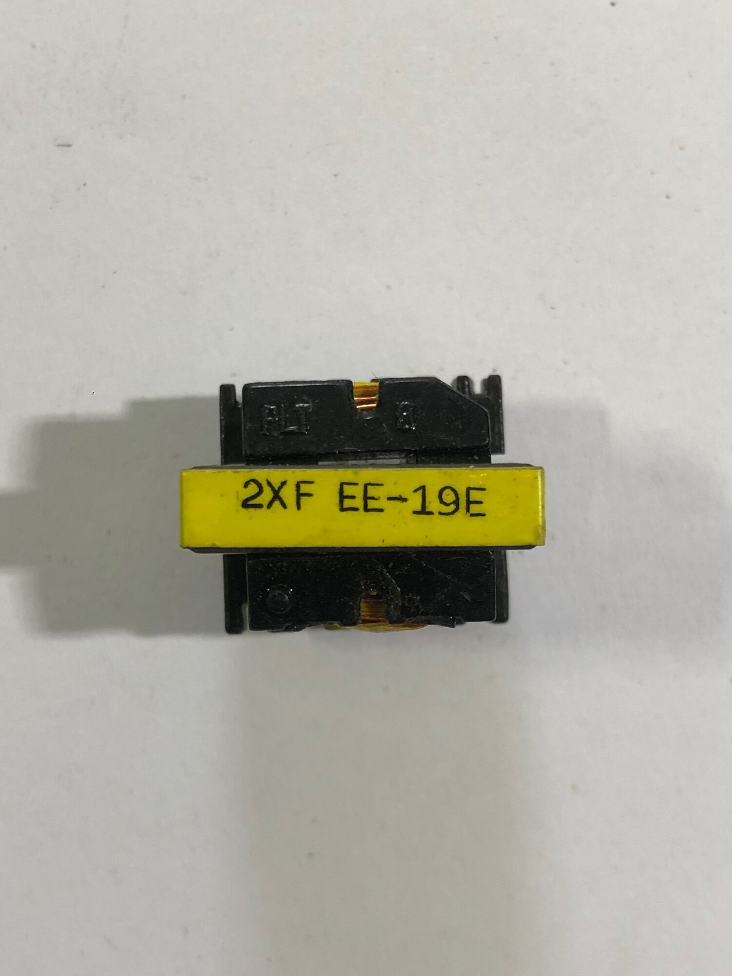 2 biến áp nguồn xung ee-19e 5v 2a 7pin