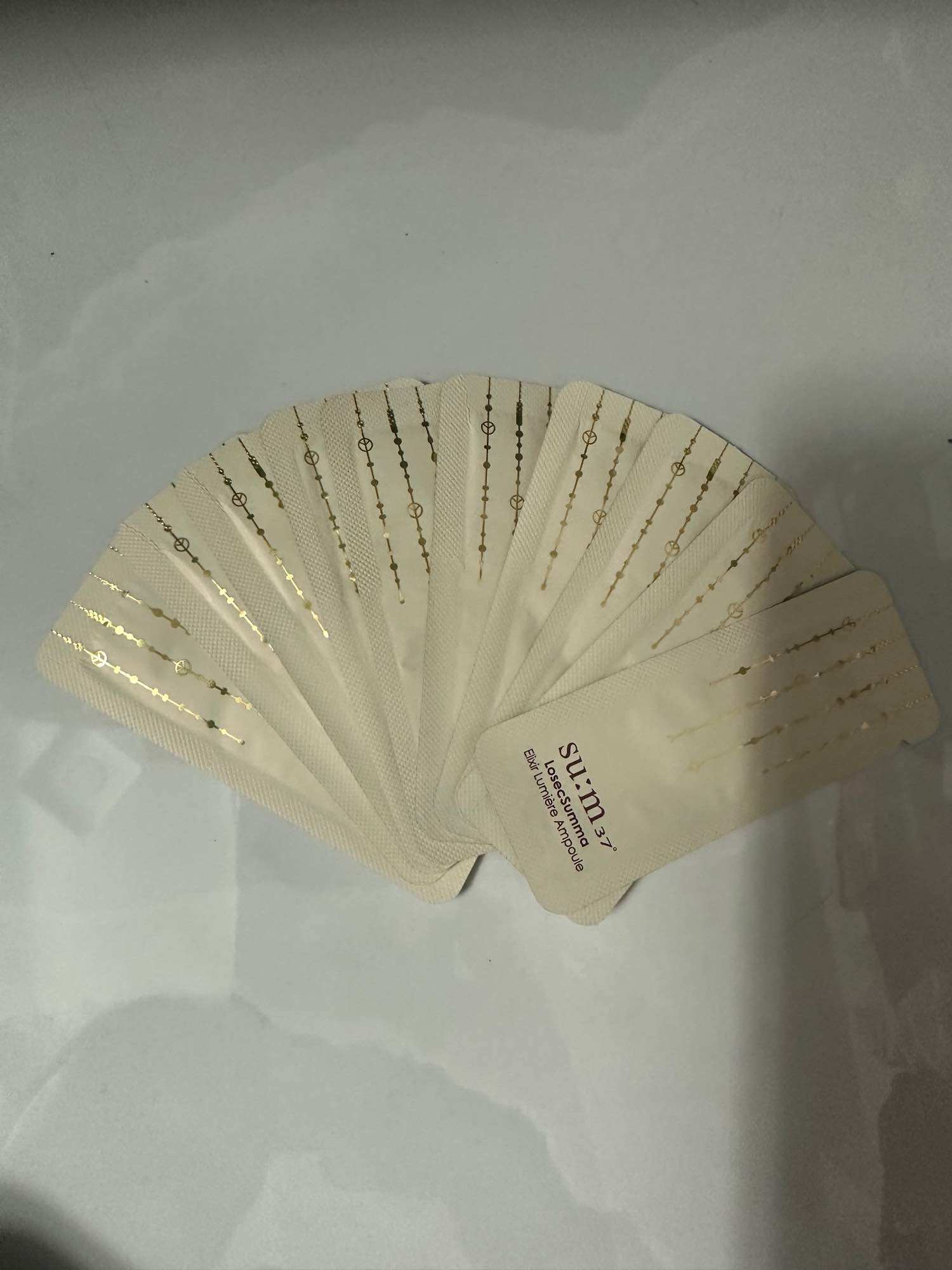[HCM]Set 10 gói Sample tinh chất Nước thần Sum 37 Secret Ampoule