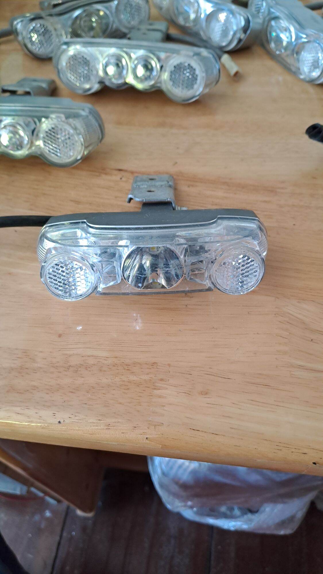 đèn led 24v xe đạp trợ lực nhật bãi zin