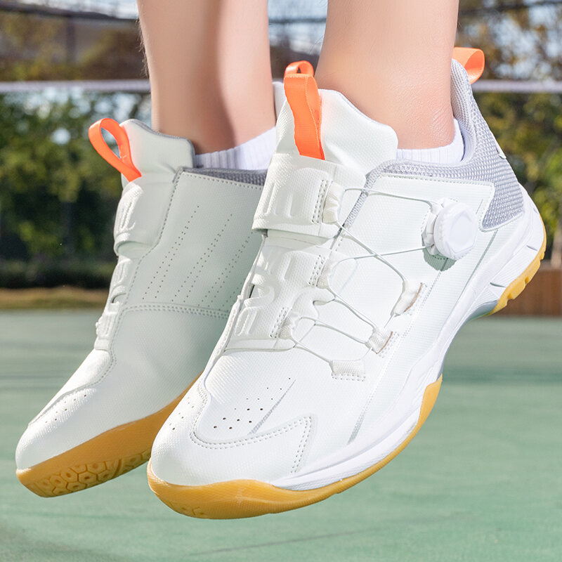 Giày Cầu Lông Nhẹ Siêu Nhẹ Có Nút Chuyên Nghiệp Thoáng Khí Chống Trượt Chống Mài Mòn Cho Nam Và Nữ Thi Đấu Tập Luyện Trẻ Em