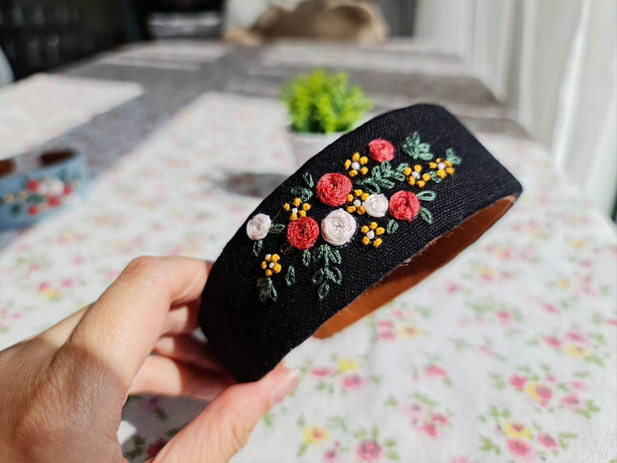 Bờm Tóc Thêu Tay Thủ Công  Handmade - Pong Embroidery