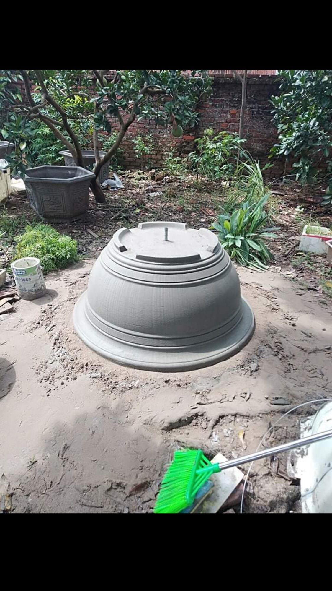 Khuôn chậu cảnh ( mai vàng dán hoa văn chậu cao 36 cm ,đường kính tăng to nhỏ 40 đến 70 -80 cm