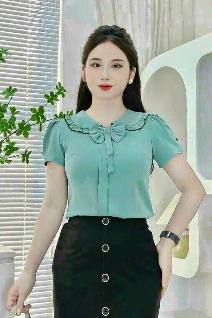 Áo cổ tròn nhúng bèo