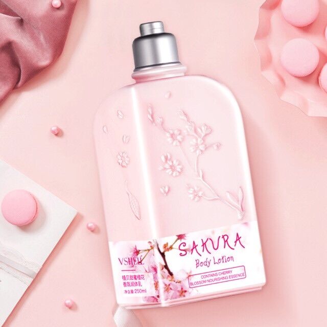 Dưỡng thể nước hoa anh đào cherry_blossom chai 250ml