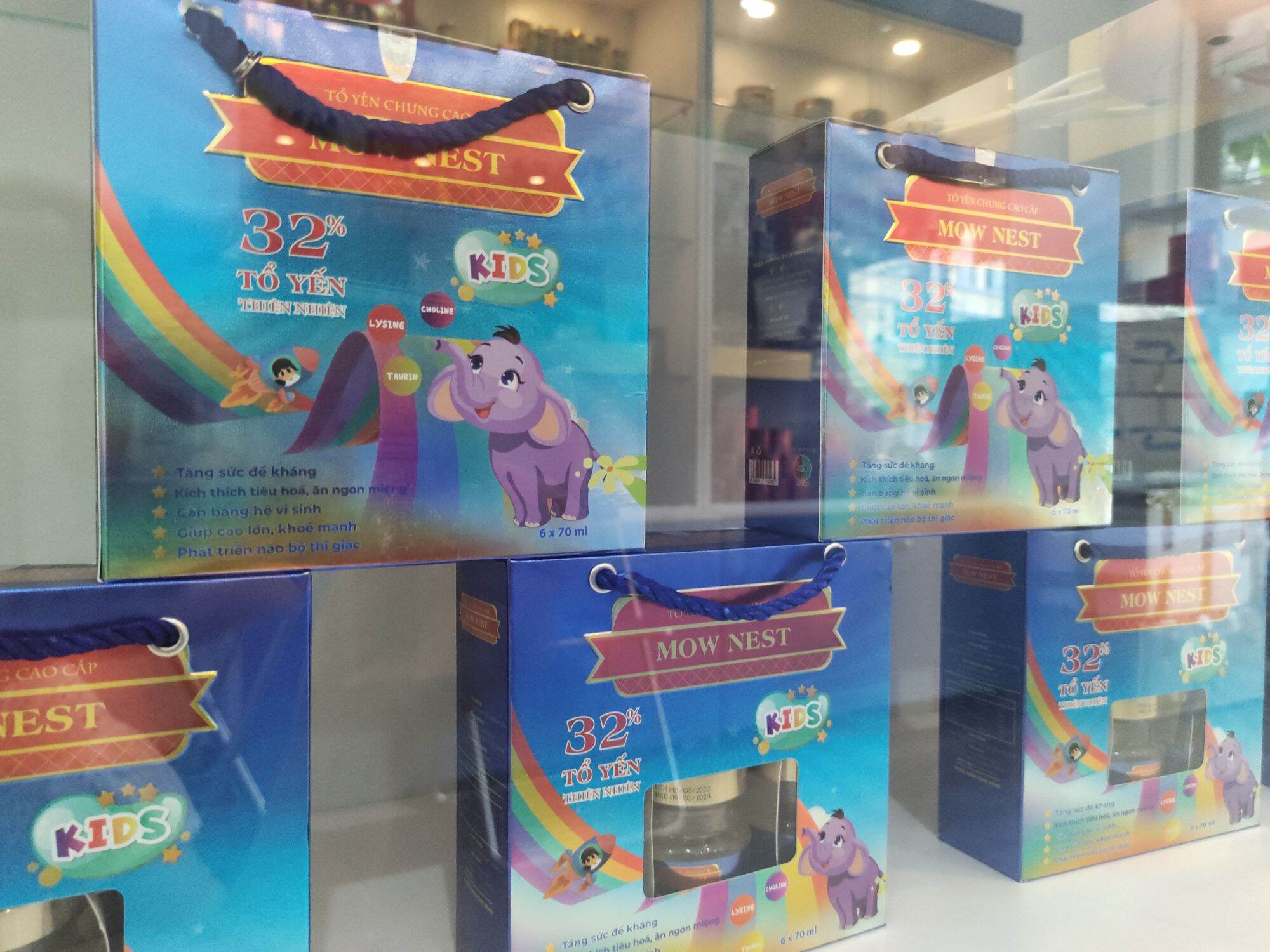 Yến chưng Mow Nest 32% tổ yến (Lốc 6 lọ 70Ml)