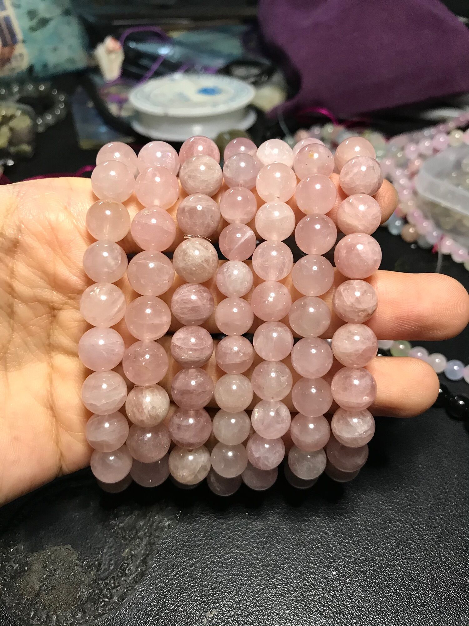 Vòng tay hạt đá thạch anh Hồng Rose Quartz