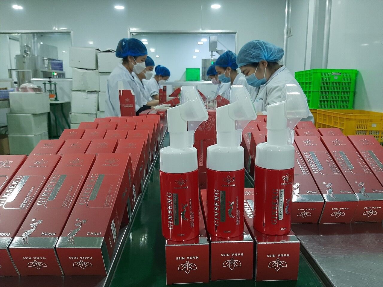 Hana Miss Sữa Rửa Mặt Bọt Tuyết Nhân Sâm (Tặng ngay 6 mặt nạ dưỡng da)