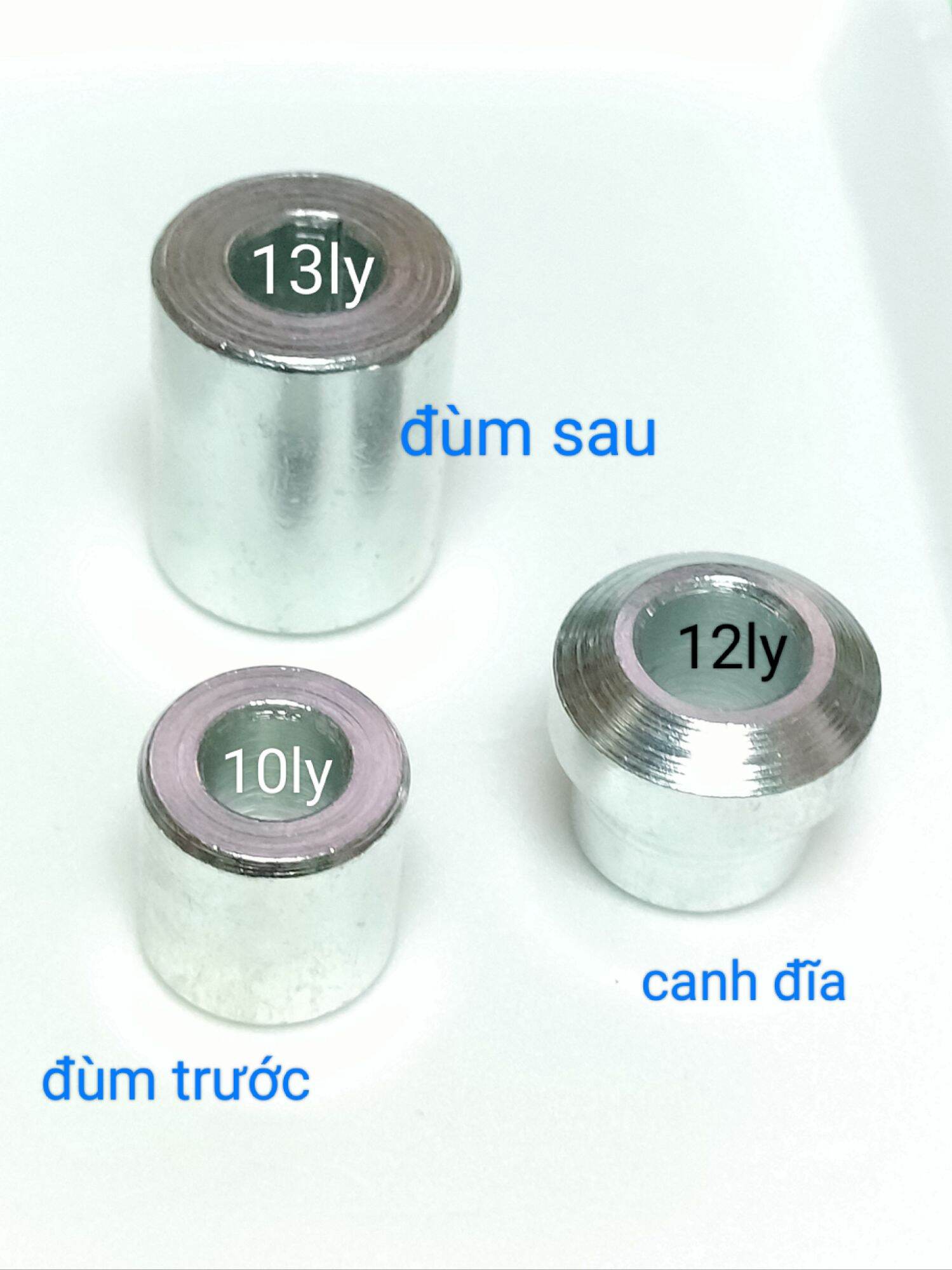 CỤC CANH ĐÙM. ĐĨA XE SIRIUS - 1 CÁI...