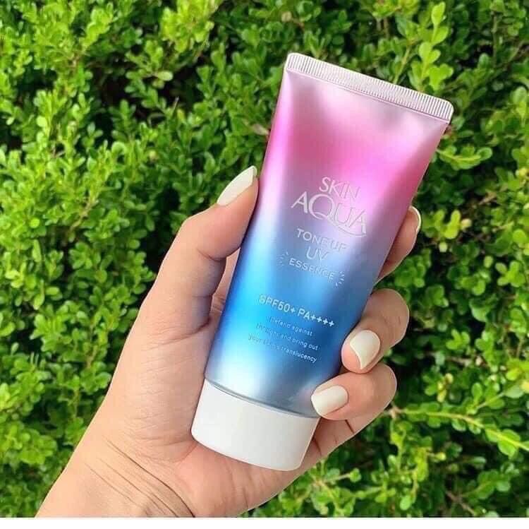 Kem chống nắng Skin Aqua Tone Up Uv Essence SPF 50+ PA++++ 80gr