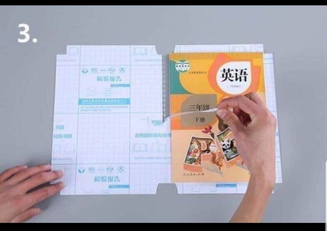 ( COM BO 10 giấy ) Giấy dán decan bọc sách vở ( chống nước) tặng 10 nhãn vở