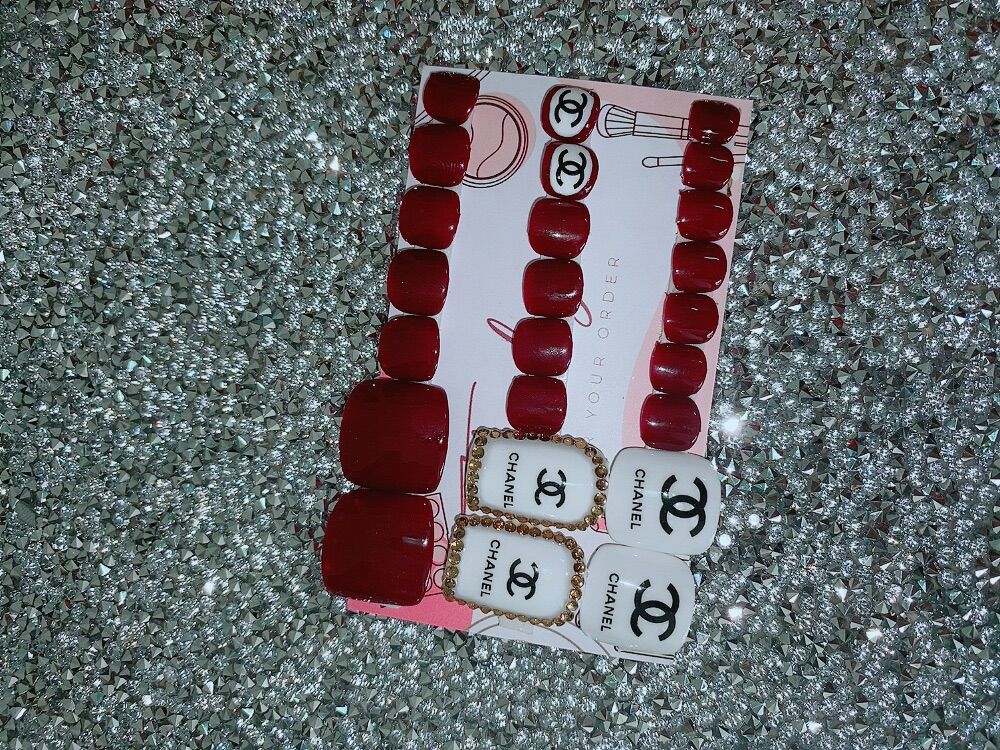 N1 móng chân giả màu đỏ trang trí sticker