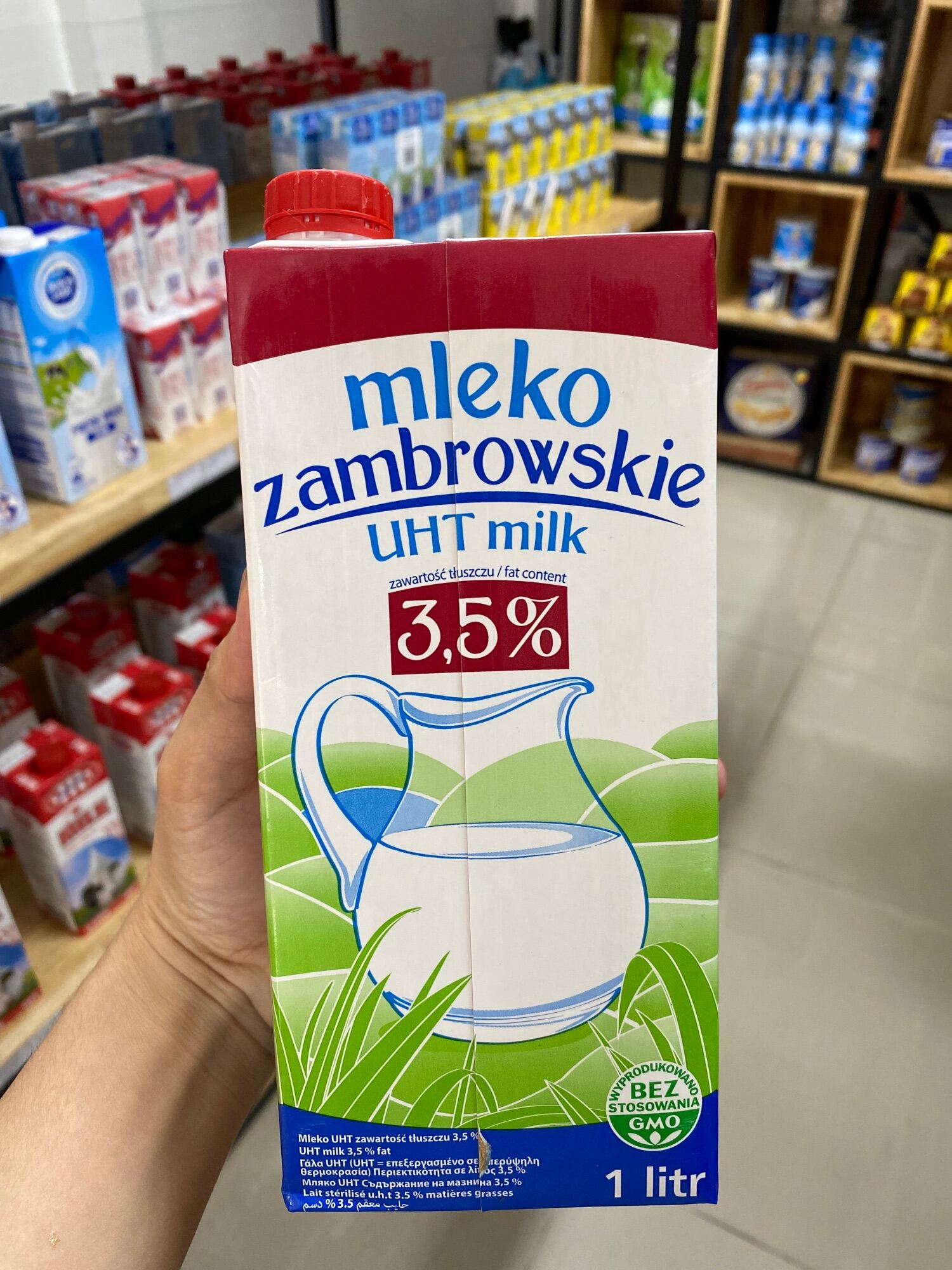 Hộp sữa tươi tiệt trùng nguyên kem Mleko Zambrowskie độ béo 3.5% 1L nhập thumbnail