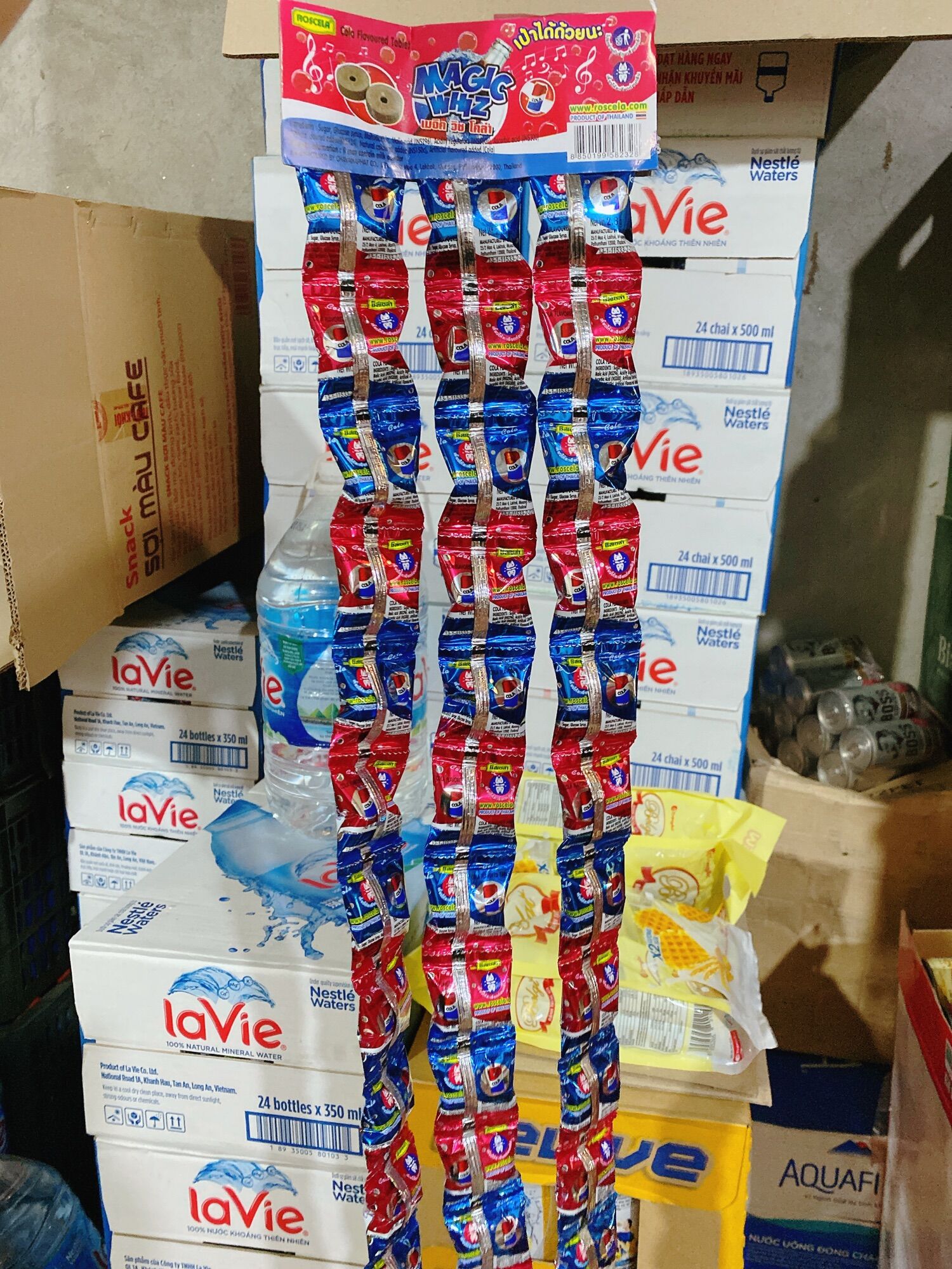 Bịch 60 chiếc kẹo sáo sô cô la thái lan có dây treo
