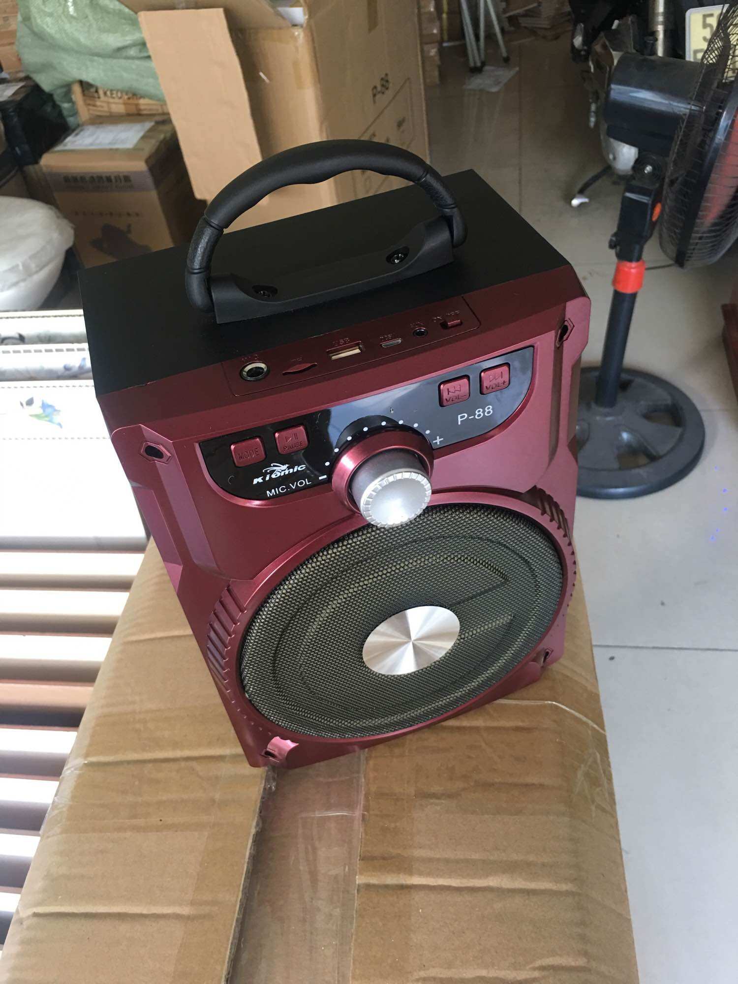 [HCM]Loa KIOMIC P88 - Tặng mic có dây