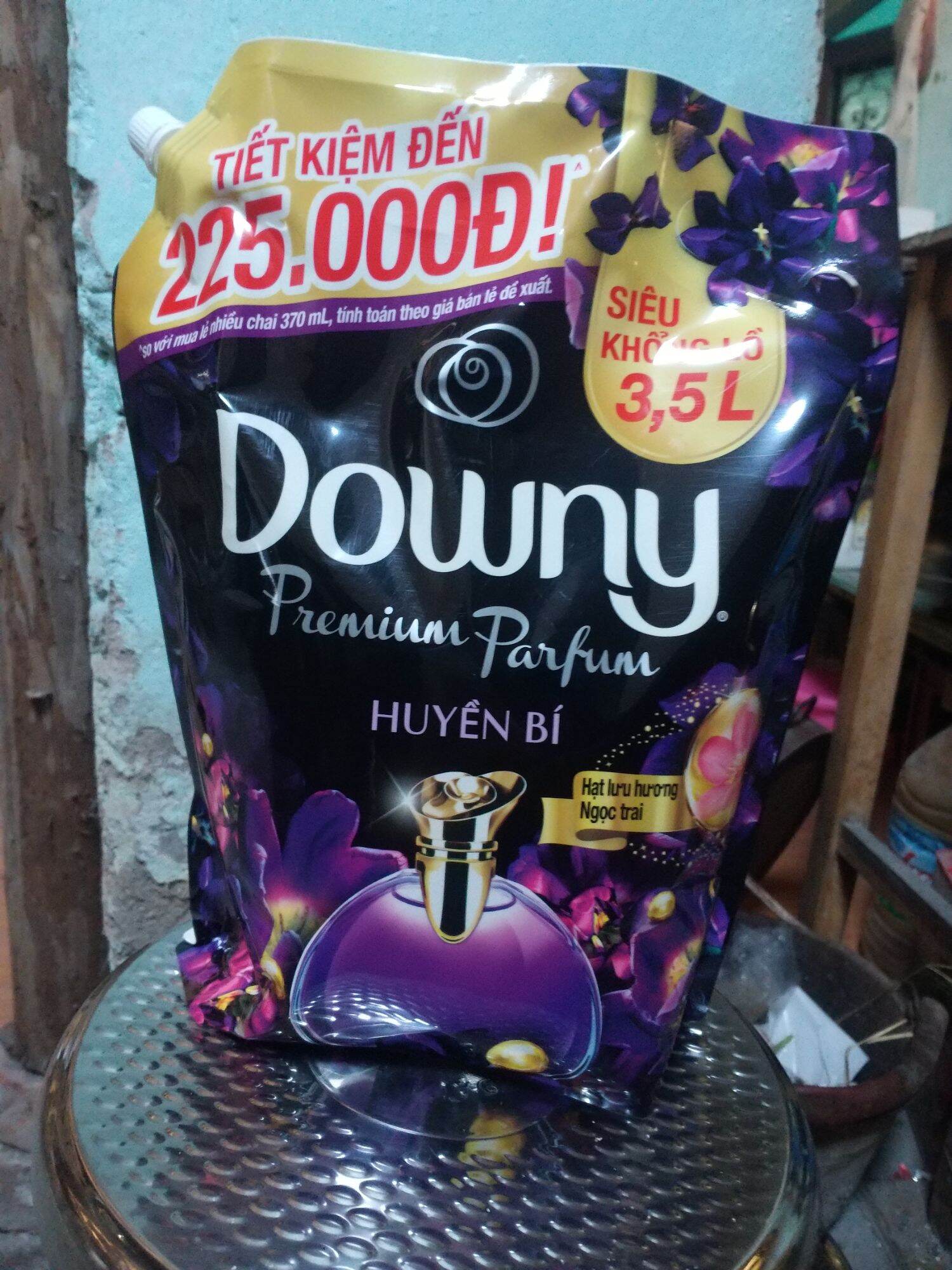 Nước xả vải DOWNY 4000ml Hương nước hoa
