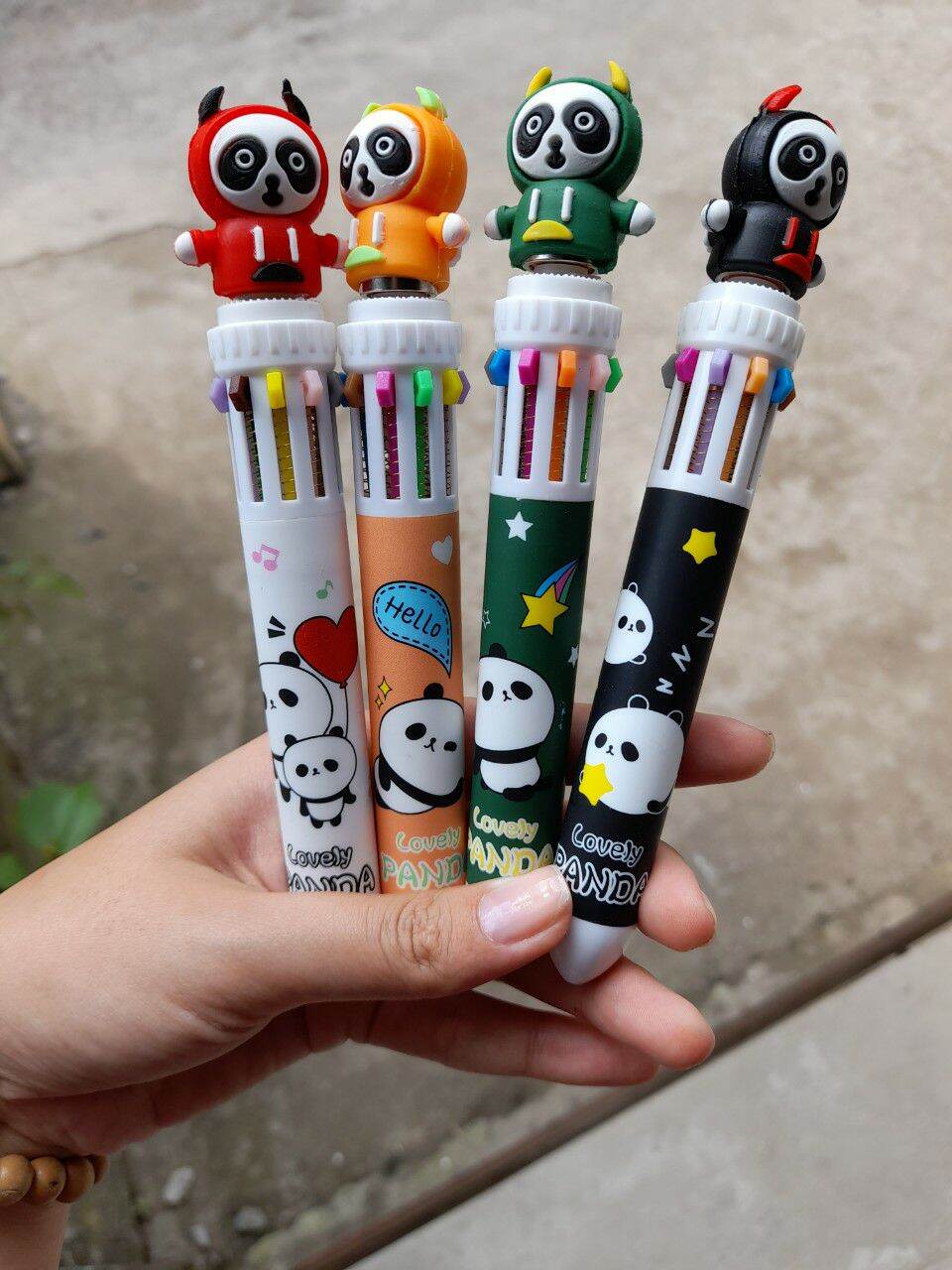 Bút bi 10 ngòi gấu trúc