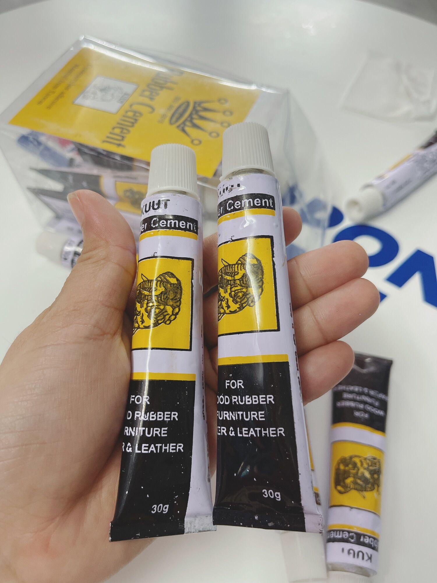 Keo dán đa năng con voi 30g ( hàng thái lan