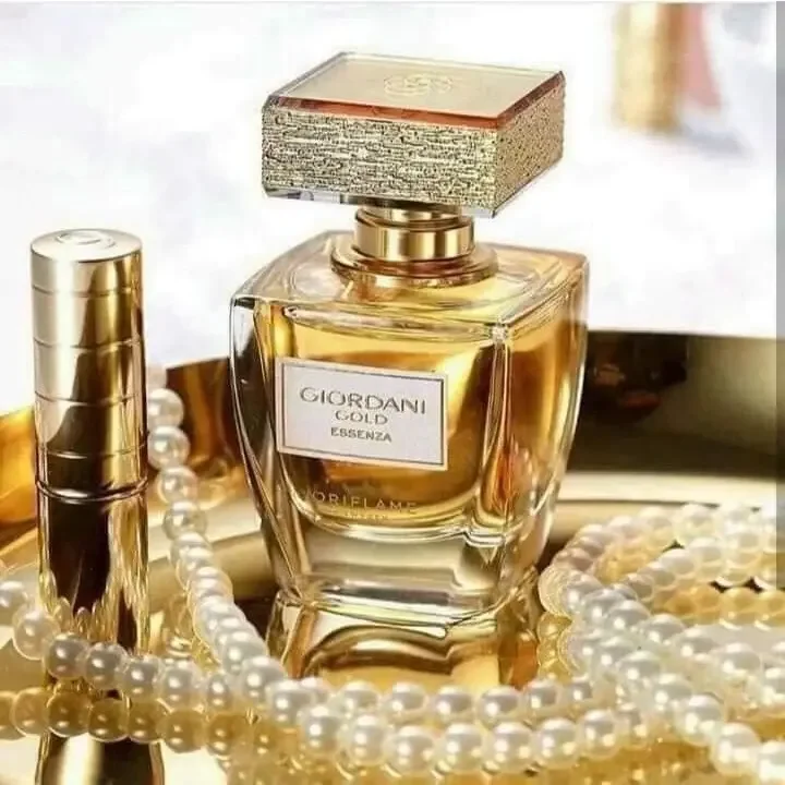 Nước hoa GIORDANI GOLD ESSENZA parfume 50ml (với hương hoa và gỗ)