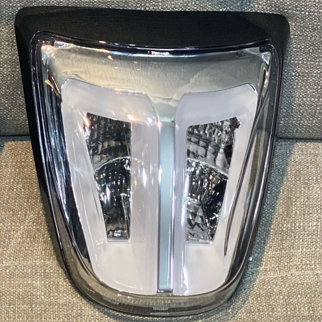 ĐÈN HẬU/SAU MẨU HD CORSE DÀNH CHO VESPA SPRINT PRIMAVERA. 