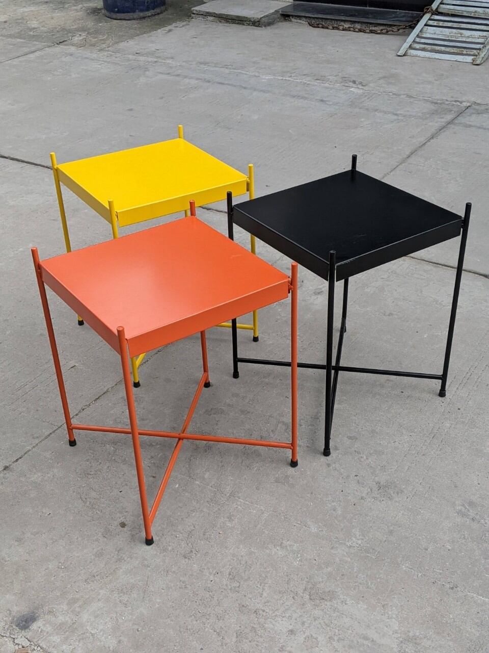 Bàn xếp gọn mặt vuông rời cao 50cm( khung thép)