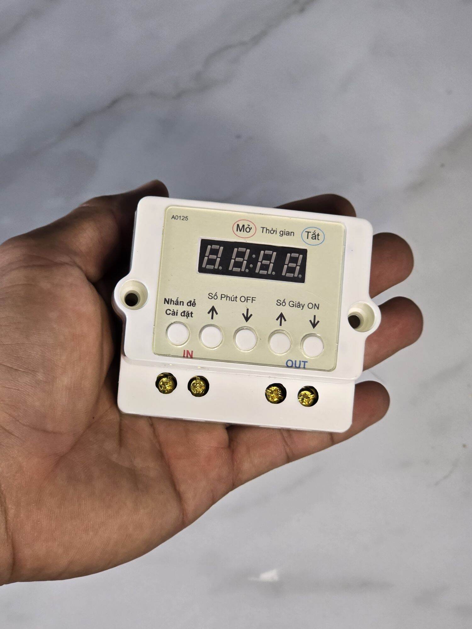 time hẹn giờ máy cho tôm cá ăn tự động đồng hồ lắp tủ điện máy cho tôm cá ăn điện 220v