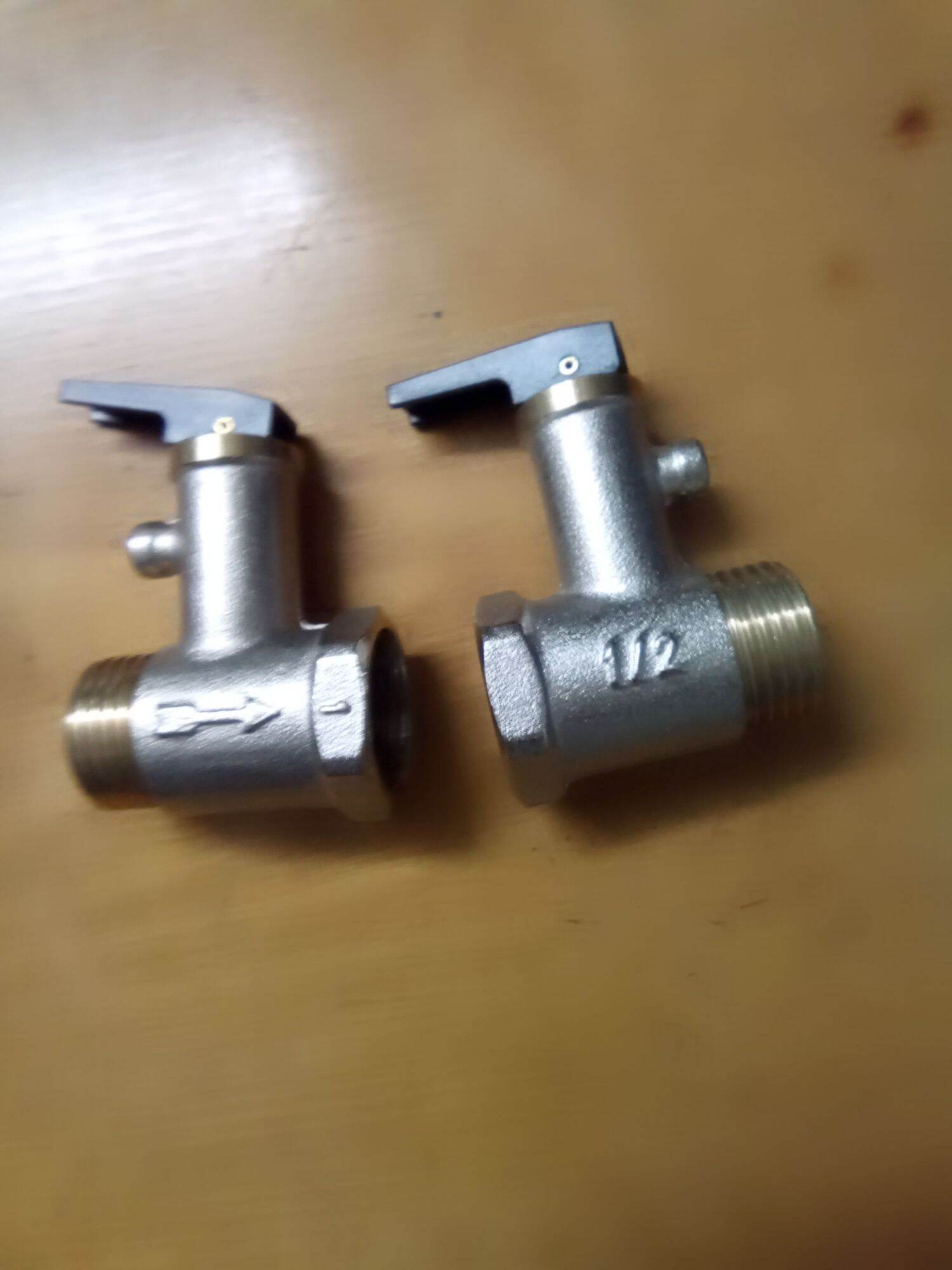 Van nước một chiều bình nóng lạnh loại tốt