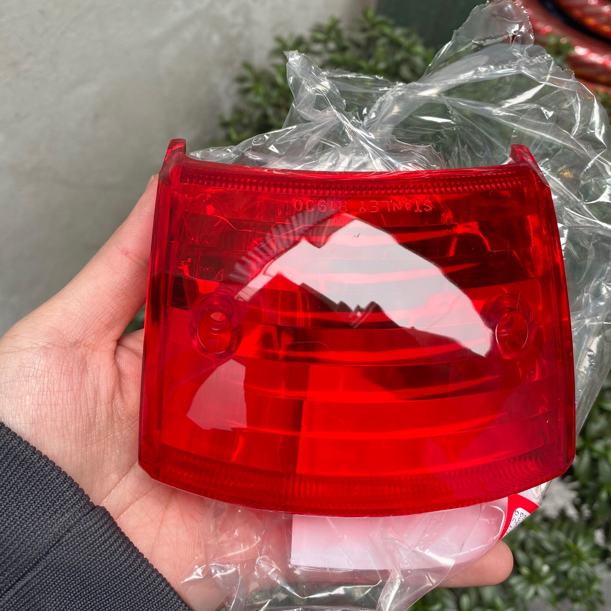 Nắp hậu wave nhỏ,wave thái,ốp đèn hậu wave nhỏ zin honda
