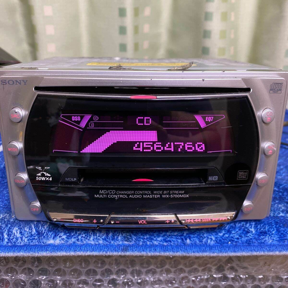 Đầu radio CD & MD SONY WX-5700MDX giành cho tất cả các loại xe ô tô