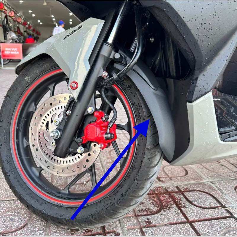 Dè nối chắn bùn trước vario 160 mẫu thái
