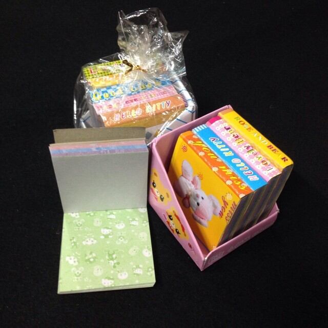 Combo 4 hộp(20 tệp) giấy xếp hạc(1.600 tờ) khổ 53mmx53mm.Giấy xếp con hạc giấy