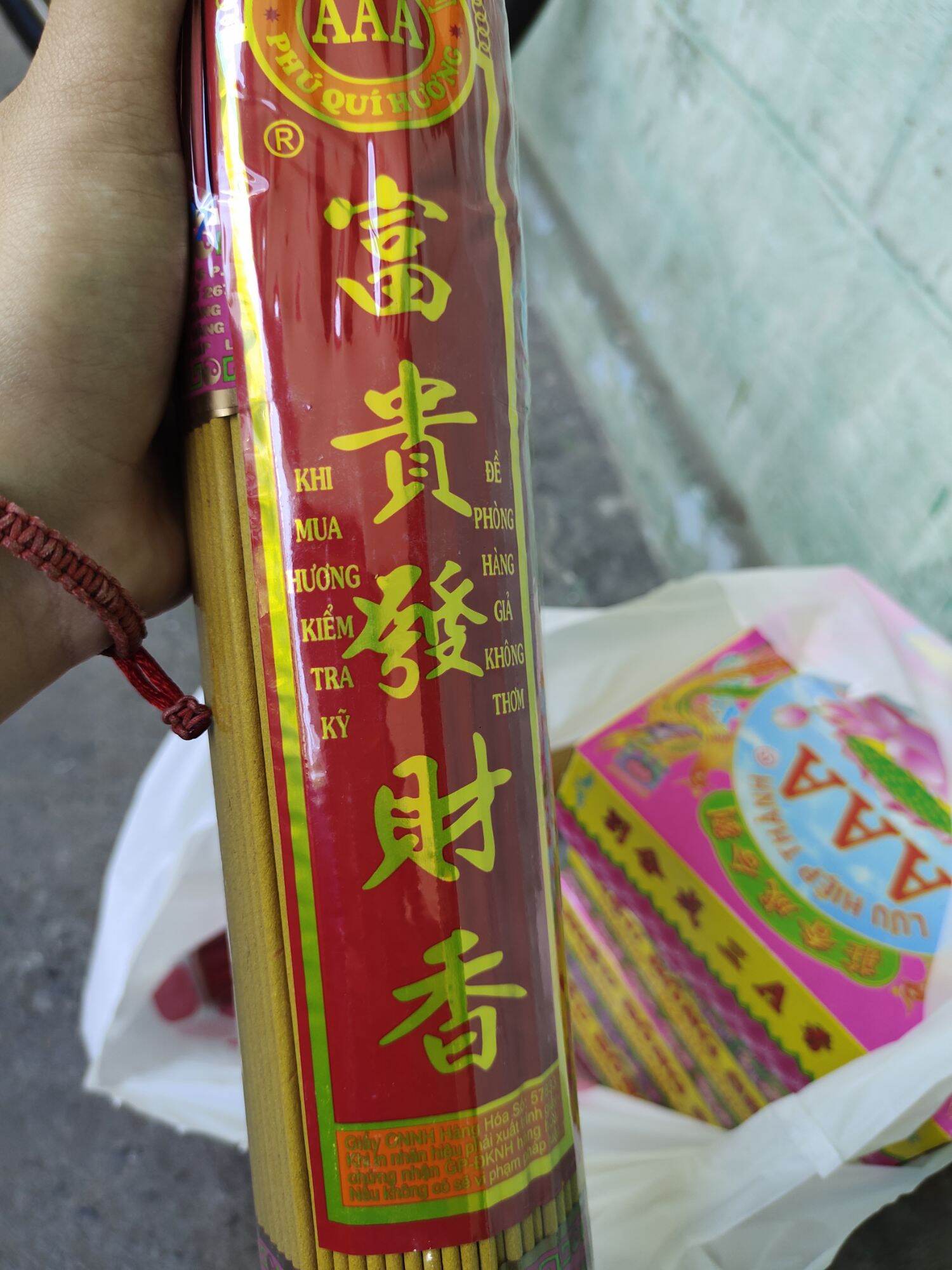 NHANG THƠM PHÁT TÀI 700 cây cao 4 tấc