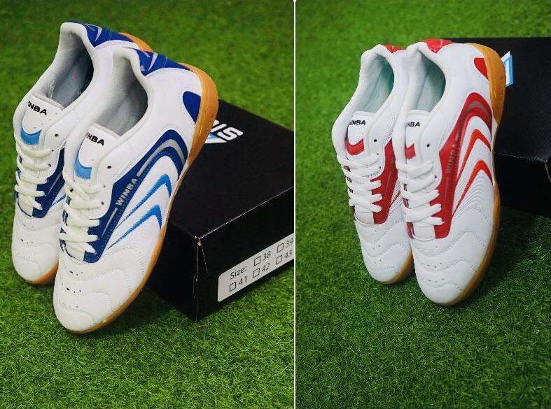 Giày đá bóng futsanl,cầu long,bóng chuyền,chạy bộ