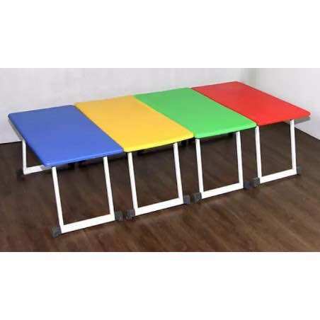 Bàn nhựa gấp được mầm non