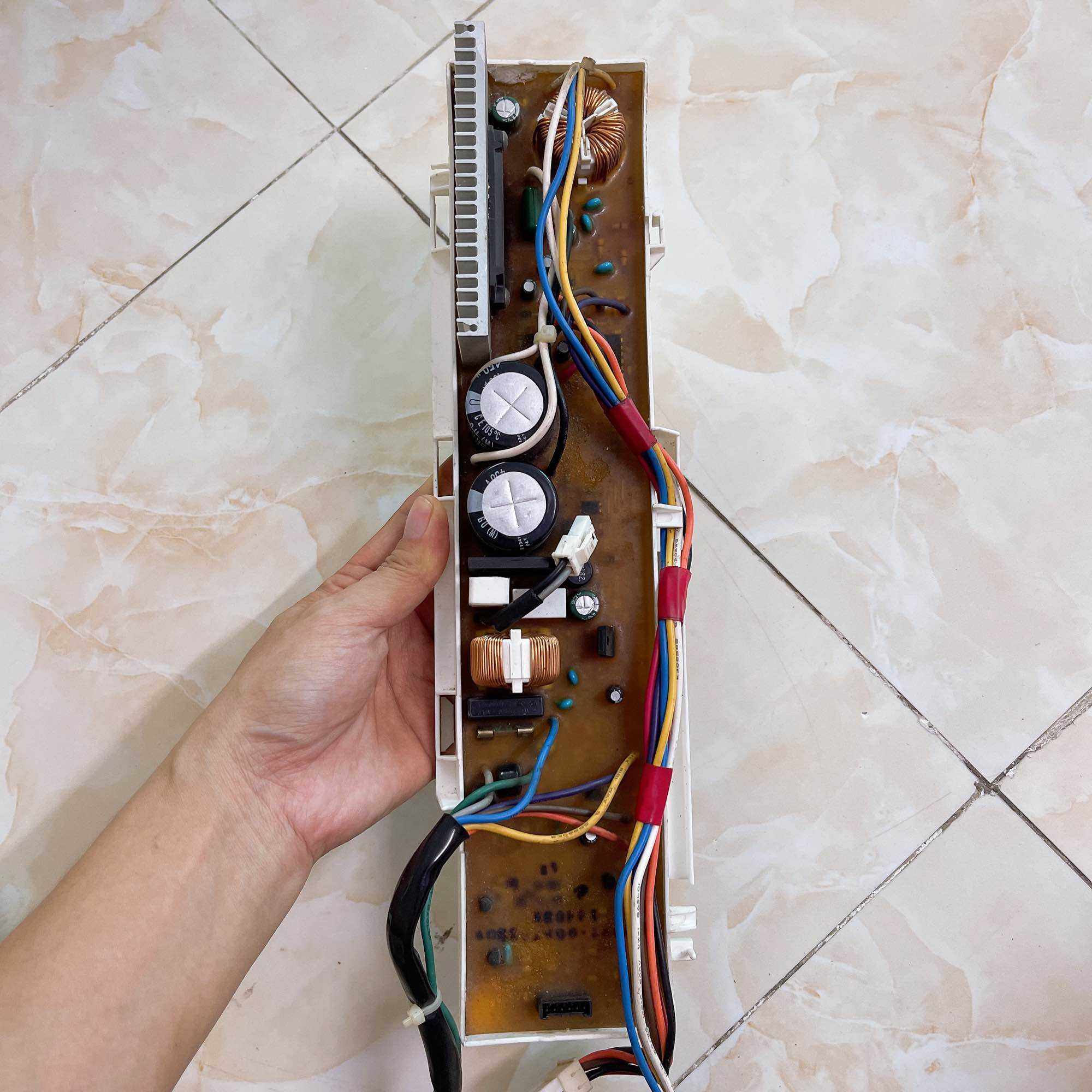 bo mạch máy giặt SANYO ASW - D900HT