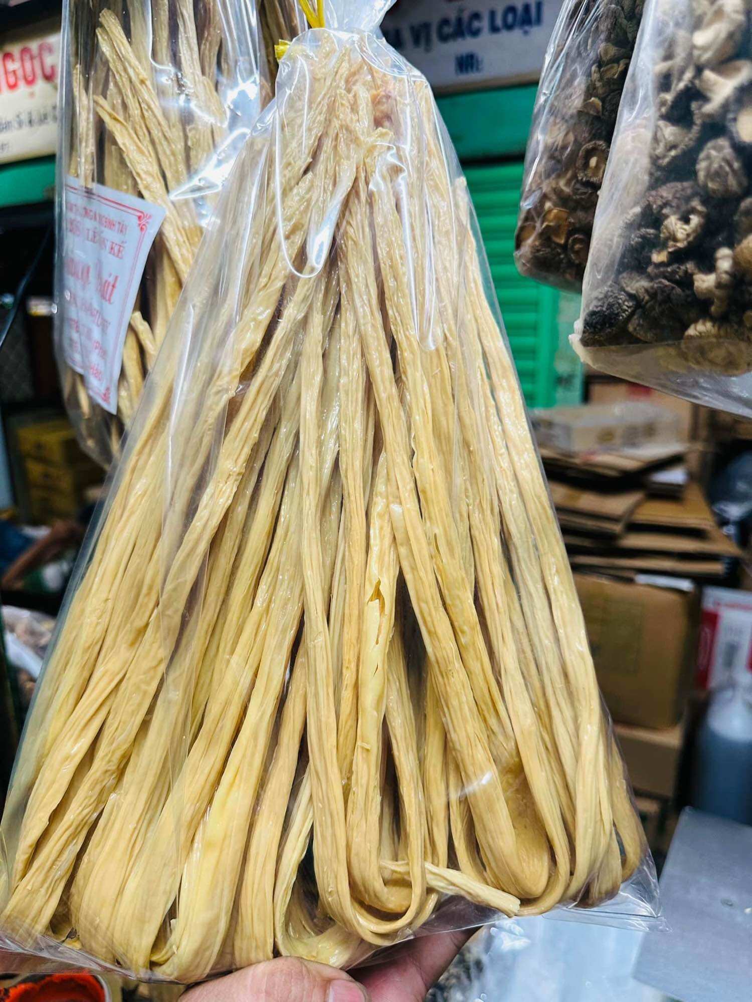 1KG hủ ky cọng khô