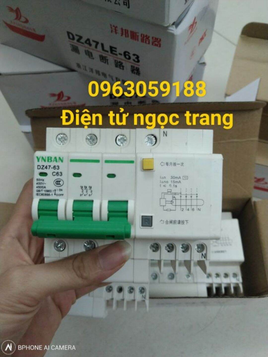 ( HÀNG CHẤT LƯỢNG) Aptomat DZ63 Chống Giật 3 Pha 4 Dây C63A