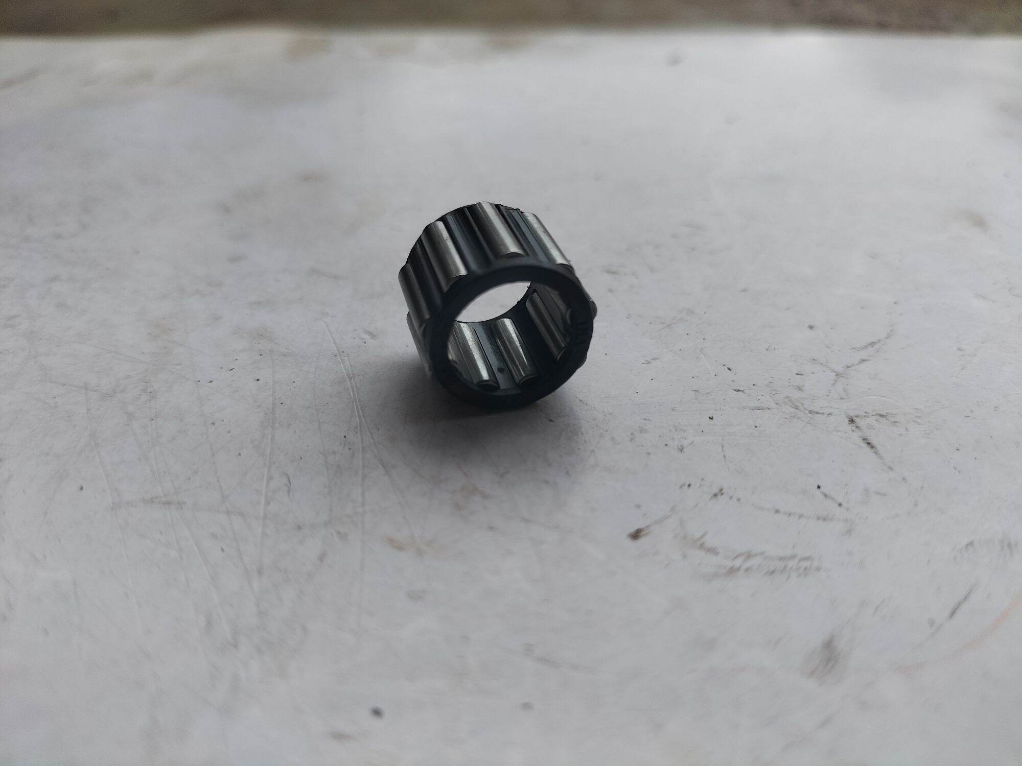 bạc đạn ắc pittông máy cưa xích Rin 066/382