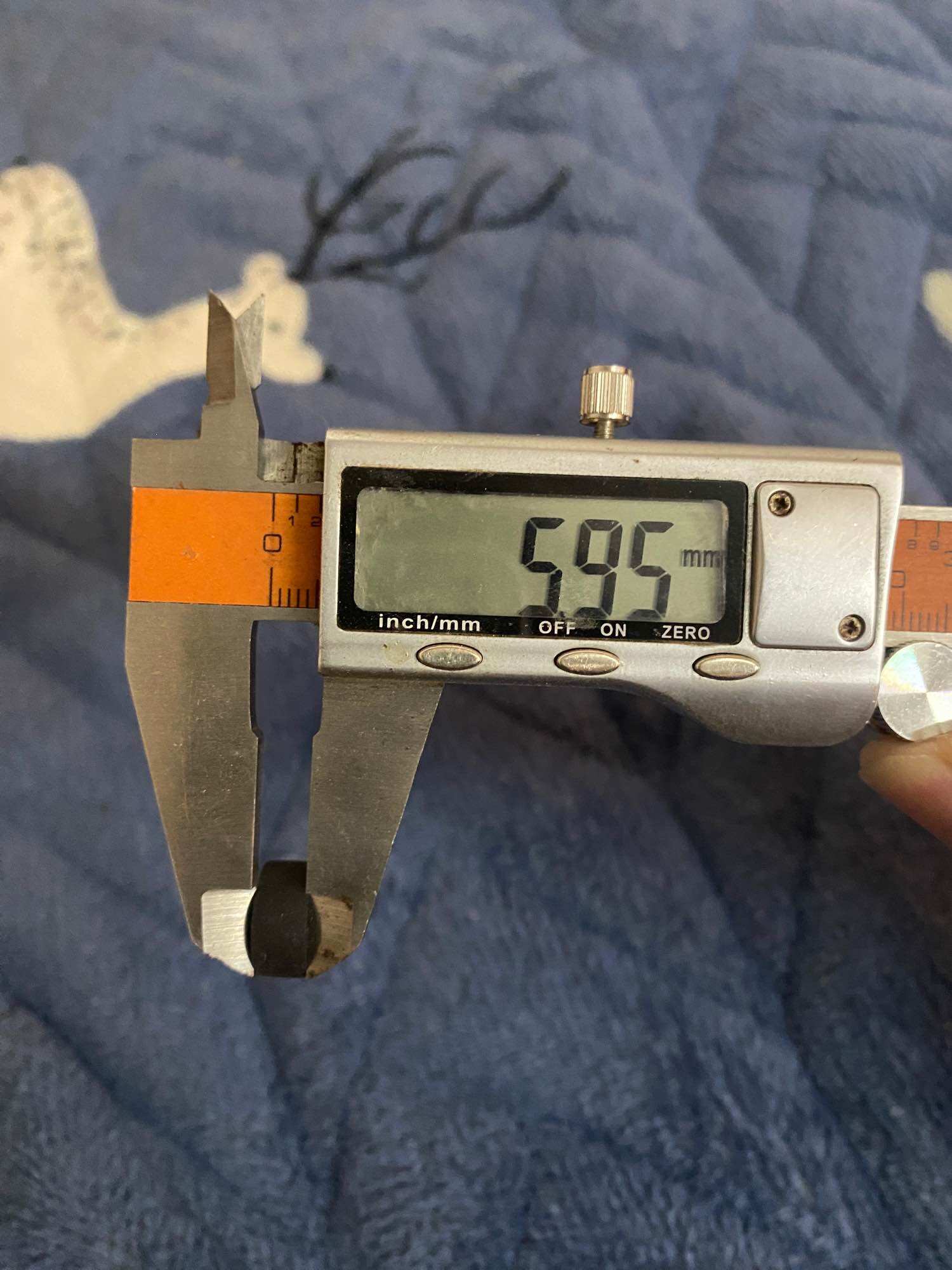 Bánh tì 13x8x2mm liền trục cassette