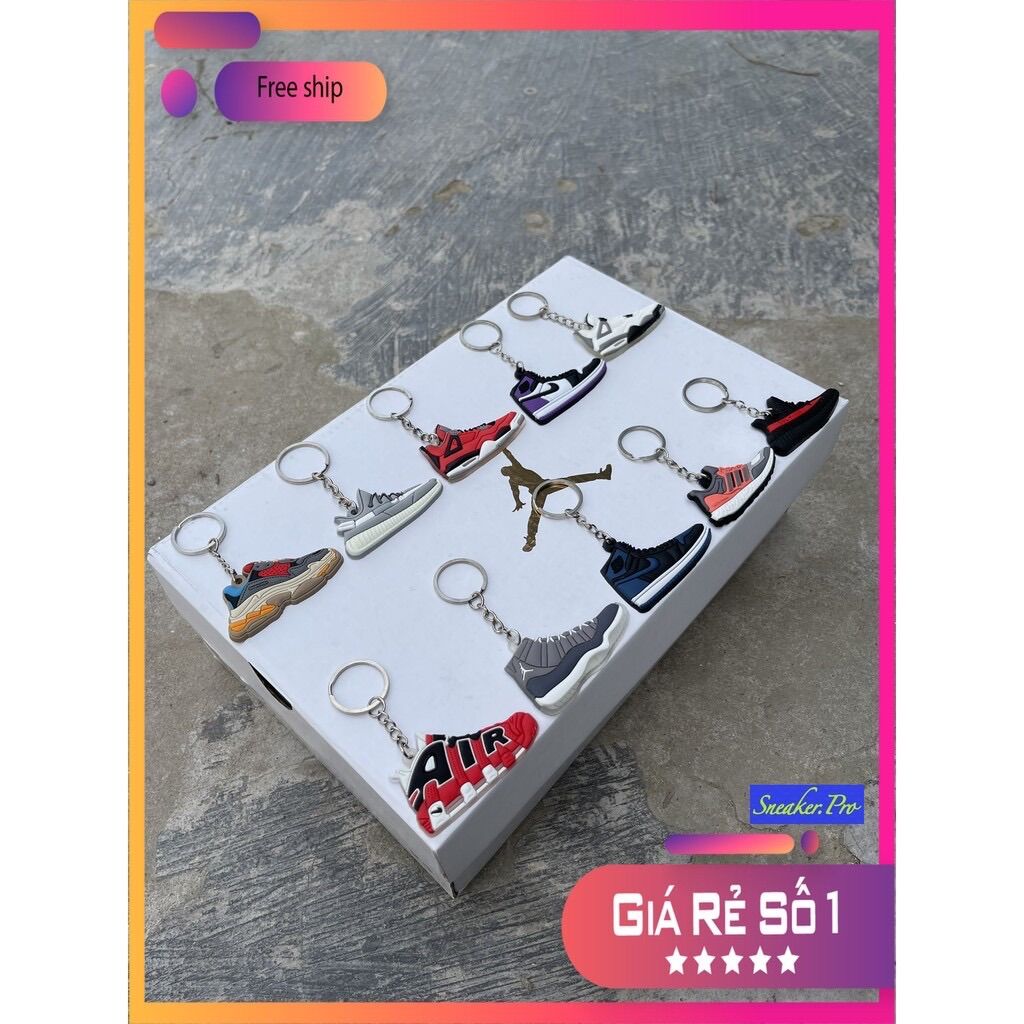 Móc khóa giày Jordan 1, ultra boost, Uptempo ... ngẫu nhiên siêu đẹp dành cho bạn yêu giày